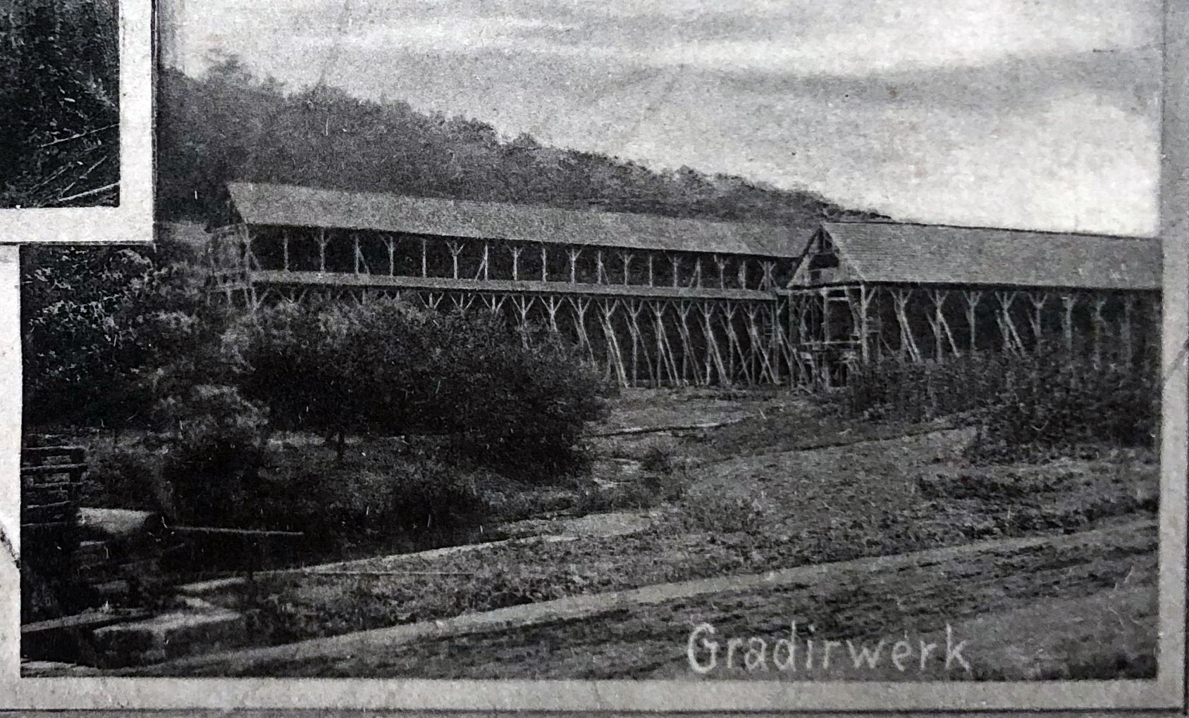 Gradierwerk-Paar im Ort Bad Salzdetfurth